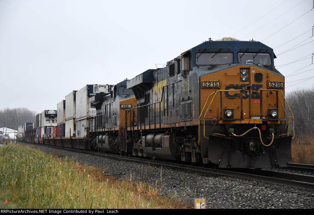 Paused westbound intermodal
